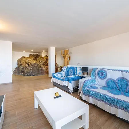Apartmán Almeriasuite Roca 2 *