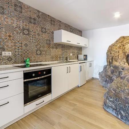Almeriasuite Roca 2 Apartmán *